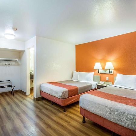 Motel 6-Youngtown, Az - Phoenix - Sun City Eksteriør bilde