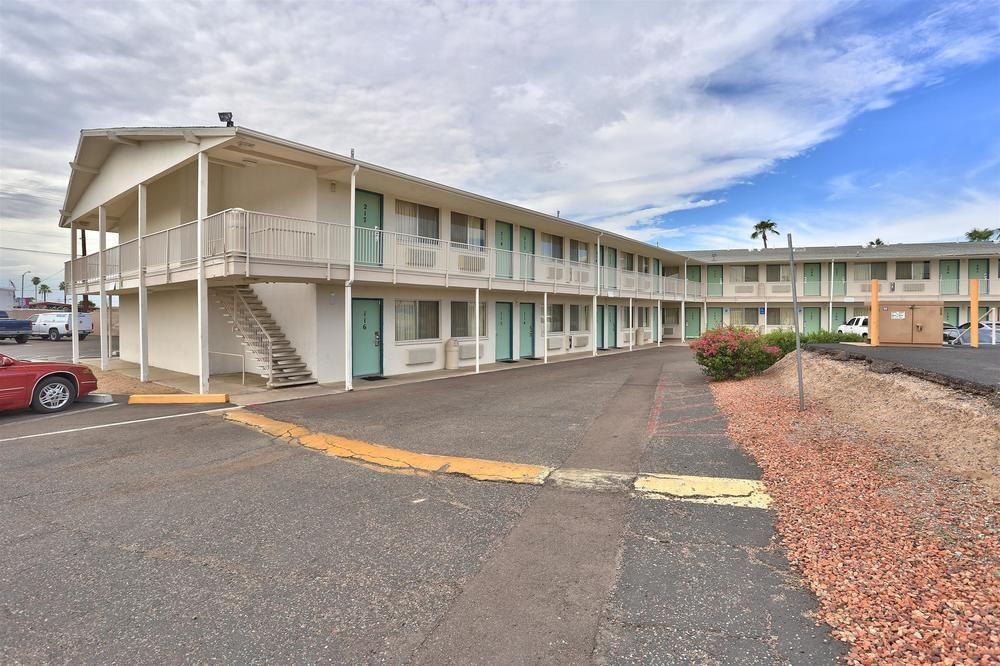 Motel 6-Youngtown, Az - Phoenix - Sun City Eksteriør bilde